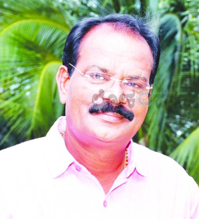 ಕಲಾವಿದ ಪುರುಷೋತ್ತಮ್ ಹಂದ್ಯಾಳ್ ಗೆ  ನಾಟಕ ಅಕಾಡಮಿ ಪ್ರಶಸ್ತಿ 