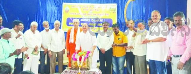 ಜನಪದ ಸಾಹಿತ್ಯವೇ ವಚನ ಸಾಹಿತ್ಯಕ್ಕೆ ಪ್ರೇರಣೆ: ಎಂ.ಬಿ. ಕಟ್ಟಿಮನಿ 