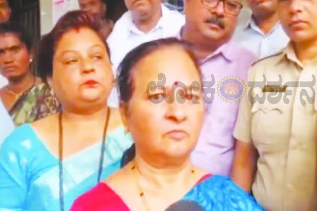 ಅಮರಾವತಿ ಆಸ್ಪತ್ರೆ ಅಗ್ನಿ ಅವಘಡ: ಮೂವರು ನವಜಾತ ಶಿಶುಗಳ ಸಾವು, ತನಿಖೆಗೆ ಕಾಂಗ್ರೆಸ್ ಶಾಸಕಿ ಆಗ್ರಹ