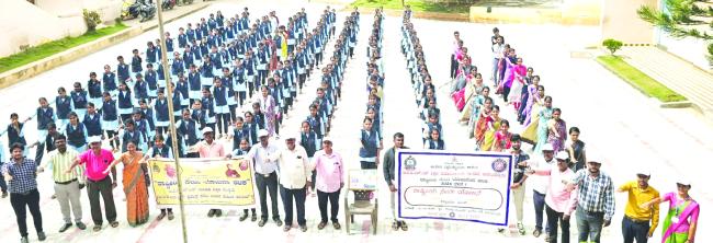 ಭಾರತದ ಭಾವೈಕ್ಯತೆಗೆ ವಿಶ್ವದ ರಾಷ್ಟöçಗಳು ಮೆಚ್ಚಿ- ಅಪ್ಪಿಕೊಳ್ಳುತ್ತಿವೆ-ಭಿಕ್ಷಾ ವರ್ತಿಮಠ   