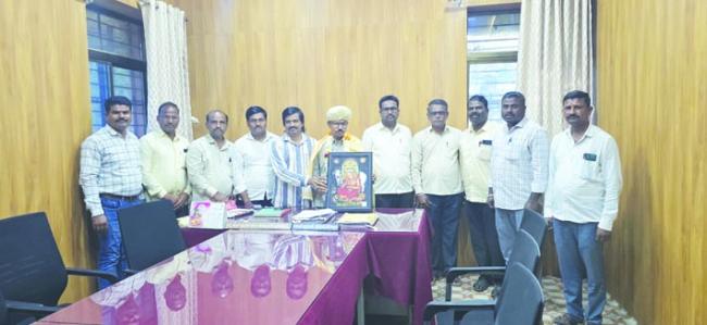 ನೂತನ ಬಿಇಒ ಎಂ.ಎಸ್‌. ಬಡದಾನಿಗೆ ಶಿಕ್ಷಕರಿಂದ ಸನ್ಮಾನ  