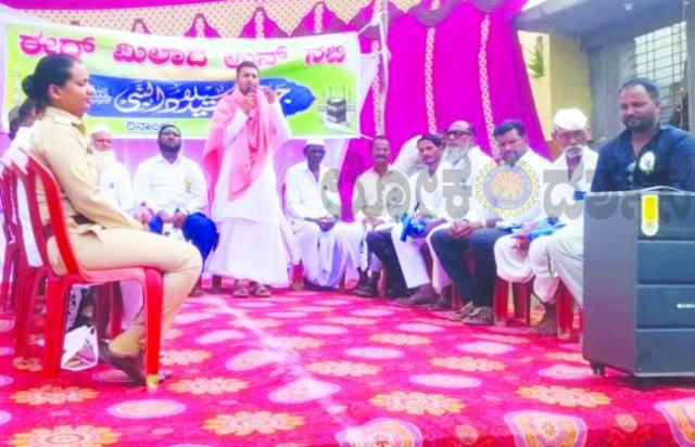 ಮಾನವೀಯ ಮೌಲ್ಯ ಬೆಳೆಸಿಕೊಂಡು ಬದುಕಿ: ಸಿದ್ದಲಿಂಗ ದೇವರು  