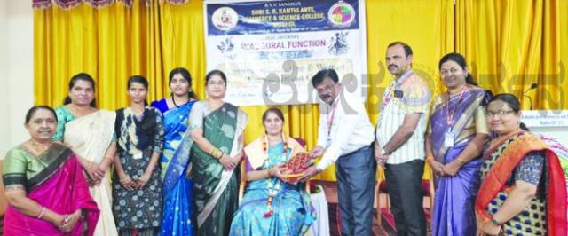   ಮನೆಯಲ್ಲಿಯೇ ತಯಾರಿಸಿದ ತಾಜಾ, ಶುದ್ಧ ಆಹಾರ ಸೇವಿಸಿ ಆರೋಗ್ಯ ಕಾಪಾಡಿಕೊಳ್ಳಿ: ಪ್ರಾಚಾರ್ಯೆ ಸುಷ್ಮಾದೇವಿ ಒಡೆಯರ್  