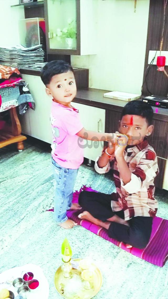 ಆಲಮೇಲದಲ್ಲಿ ಸಂಭ್ರಮದ ರಕ್ಷಾ ಬಂಧನ ಆಚರಣೆ  