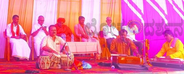 ಬೆಟಗೇರಿ ಜನತೆ ದೇವರಲ್ಲಿ ಅಪಾರ ಭಕ್ತಿಯುಳ್ಳವರಾಗಿದ್ದಾರೆ: ಸುಣಧೋಳಿ ಅಭಿನವ ಶಿವಾನಂದ ಮಹಾಸ್ವಾಮೀಜಿ 
