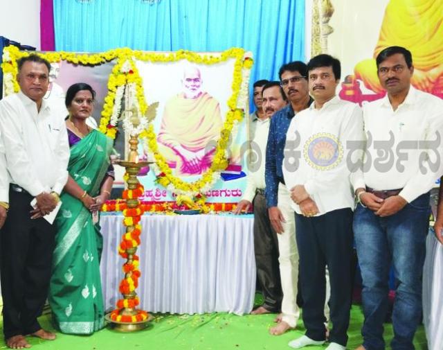 ಮೂಢನಂಬಿಕೆ, ಜಾತಿ ತಾರತಮ್ಯ ಪ್ರಶ್ನಿಸಿದ ನಾರಾಯಣ ಗುರು : ಉಮೇಶ್ ನಾಯ್ಕ  