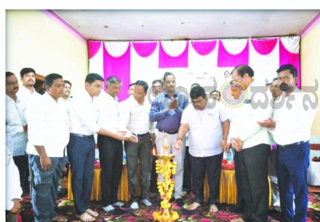 ಸಂಬರಗಿಯಲ್ಲಿ ಜನತಾ ಸೇವಾ ಸಭೆ  