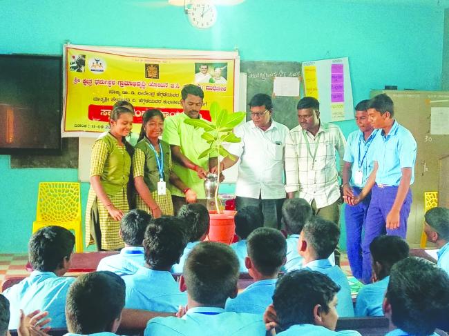 ಸ್ವಾಸ್ಥ್ಯ ಸಂಕಲ್ಪಕ್ಕೆ ಬದ್ಧರಾಗಿ: ರಾಘವೇಂದ್ರ ನೀಲಣ್ಣವರ 