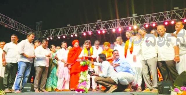 ಸಂಗೀತ ಮಾತ್ರಿಕ ಖ್ಯಾತ ಗಾಯಕ ಗುರುಕಿರಣ ರಿಂದ ಸಾಂಸ್ಕೃತಿಕ ಕಾರ್ಯಕ್ರಮ