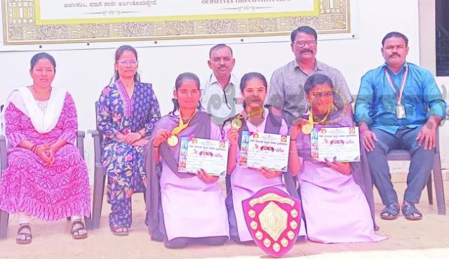 ದಸರಾ ಕ್ರೀಡಾಕೂಟ: ಕಬಡ್ಡಿಯಲ್ಲಿ ಹುಲಕೋಟಿ ಕಾಲೇಜಿಗೆ ಪ್ರಥಮ ಸ್ಥಾನ  