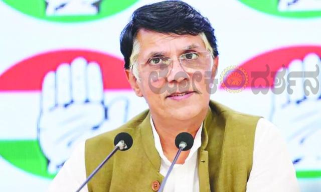 ಚುನಾವಣಾ ಆಯೋಗದ ಮೇಲೆ ಸಿಇಸಿಯ ‘ಅಸಾಧಾರಣ ನಿಯಂತ್ರಣ’: ಪವನ್ ಖೇರಾ ಆರೋಪ