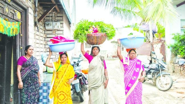ಹುಯಿಲಗೋಳ ಗ್ರಾಮದಲ್ಲಿ ಸಂಪ್ರದಾಯಿಕ ಜೋಕುಮಾರ ಹಬ್ಬ ಆಚರಣೆ