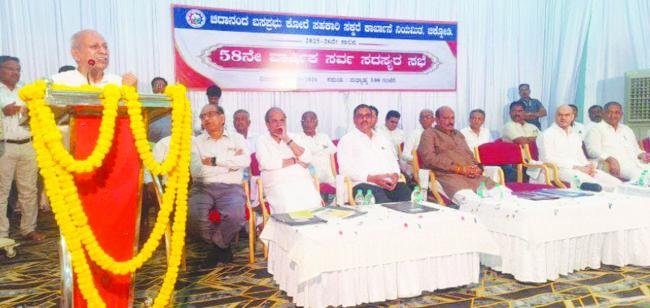 ಕಬ್ಬಿಗೆ 5 ಸಾವಿರ ದರ ಕೇಳುವುದರಲ್ಲಿ ತಪ್ಪಿಲ್ಲ: ಪ್ರಭಾಕರ ಕೋರೆ