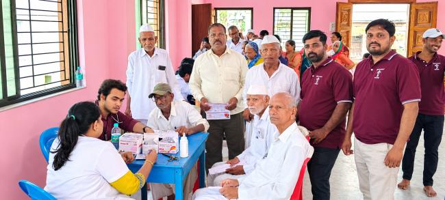 ಜುಗೂಳದಲ್ಲಿ ಉಚಿತ ಆರೋಗ್ಯ ಶಿಬಿರ ಸಂಪನ್ನ ; 150 ಕ್ಕೂ ಅಧಿಕ ಶಿಬಿರಾರ್ಥಿಗಳಿಗೆ ಲಾಭ..! 
