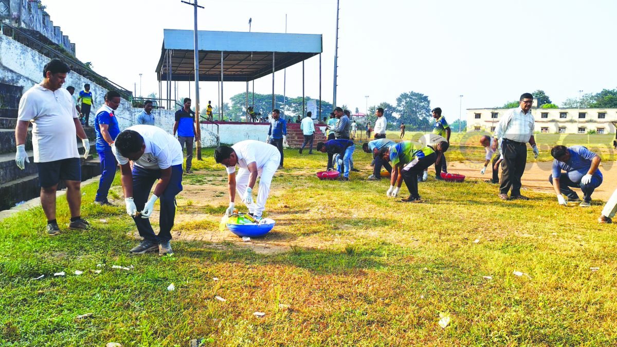 ಮುಂಡಗೋಡದಲ್ಲಿ ಸ್ವಚ್ಛತಾ ಶ್ರಮದಾನ