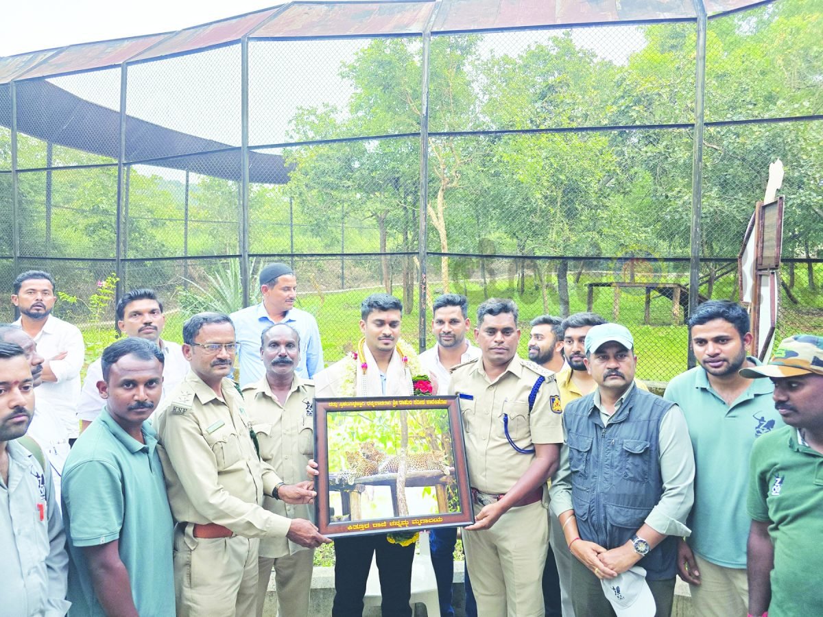 ಹುಟ್ಟುಹಬ್ಬಕ್ಕೆ ಎರಡು ಚಿರತೆ, ಸಿಂಹ ದತ್ತು ಪಡೆದ ರಾಹುಲ್ ಜಾರಕಿಹೊಳಿ