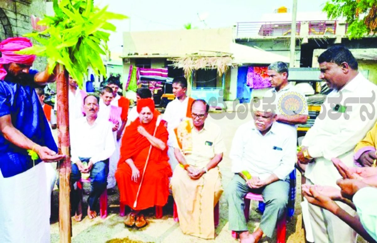 ಚೌಡೇಶ್ವರಿ ಪುರಾಣ ಪ್ರವಚನ ದಸರಾಕ್ಕೆ ಮೆರಗು
