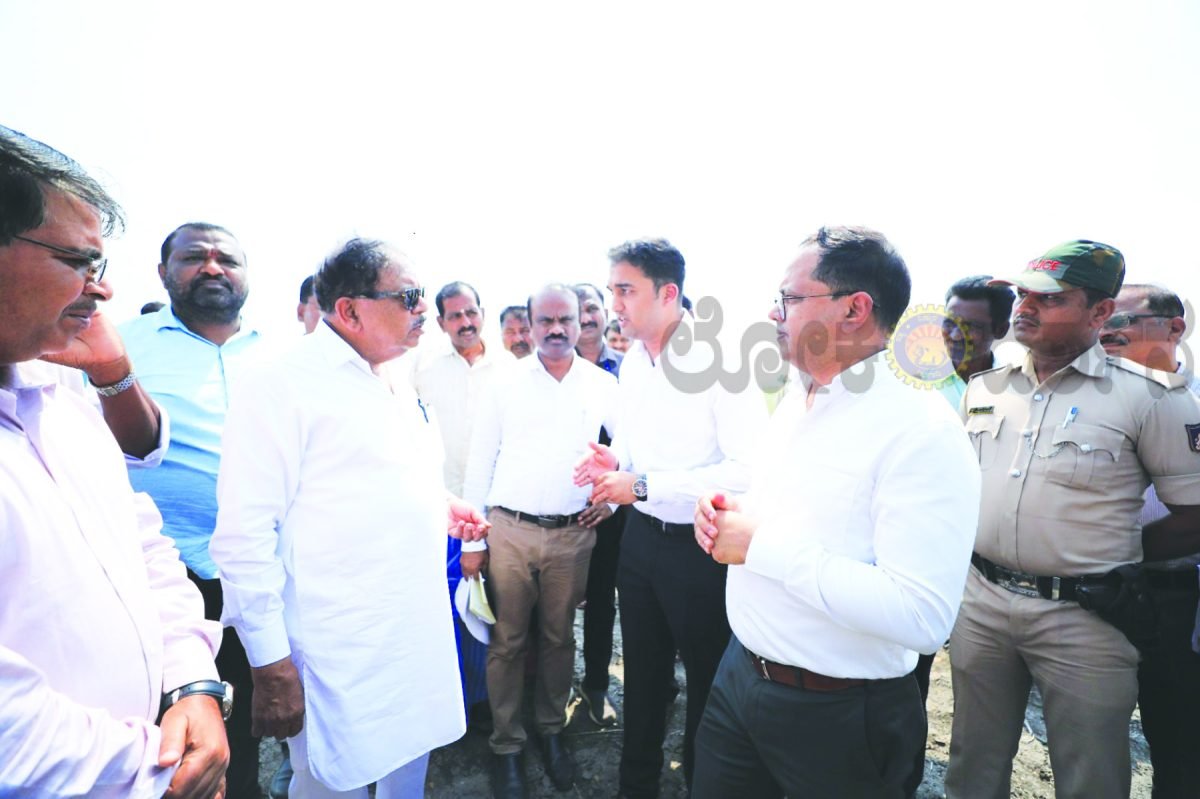 ರಾಜ್ಯದಲ್ಲಿ ಭೀಕರ ಬರ: ರೈತರ ನೆರವಿಗೆ ಸರ್ಕಾರ ಬದ್ಧ- ಉಪ ಮುಖ್ಯಮಂತ್ರಿ ಡಾ.ಜಿ. ಪರಮೇಶ್ವರ