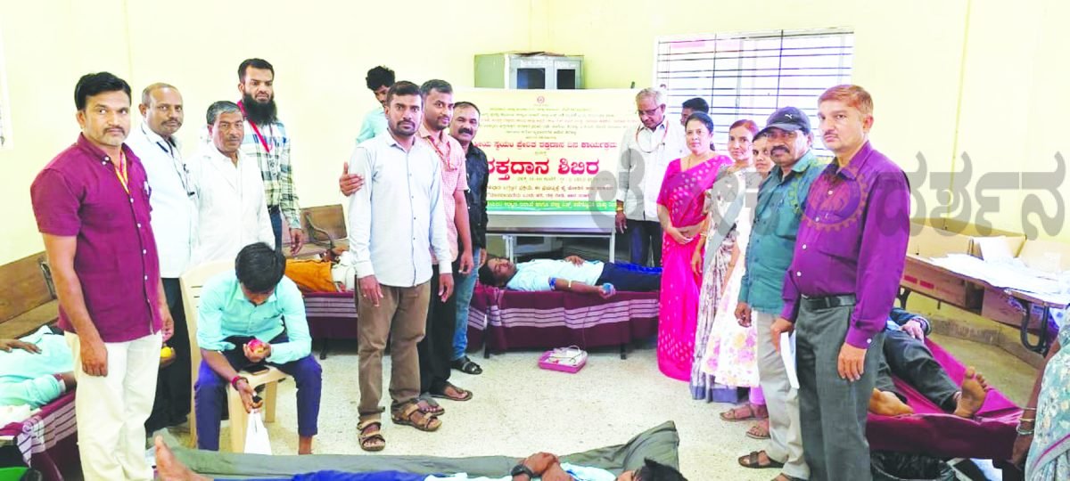 ಶಿರಹಟ್ಟಿಯಲ್ಲಿ ರಾಷ್ಟ್ರೀಯ ಸ್ವಯಂಪ್ರೇರಿತ ರಕ್ತದಾನ ದಿನಾಚರಣೆ: ರಕ್ತದಾನ ಶಿಬಿರಕ್ಕೆ ಉತ್ತಮ ಸ್ಪಂದನೆ