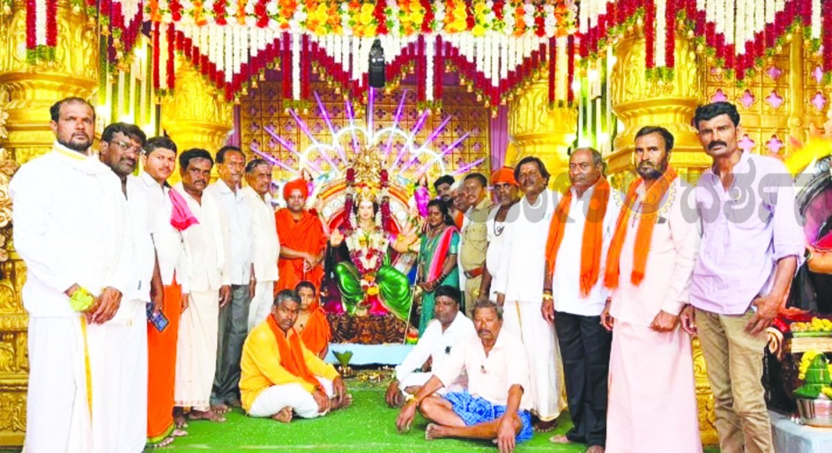 ದಸರಾ ಚೌಡೇಶ್ವರಿ ದೇವಿ ಮೂರ್ತಿ ಪ್ರತಿಷ್ಠಾಪನೆ