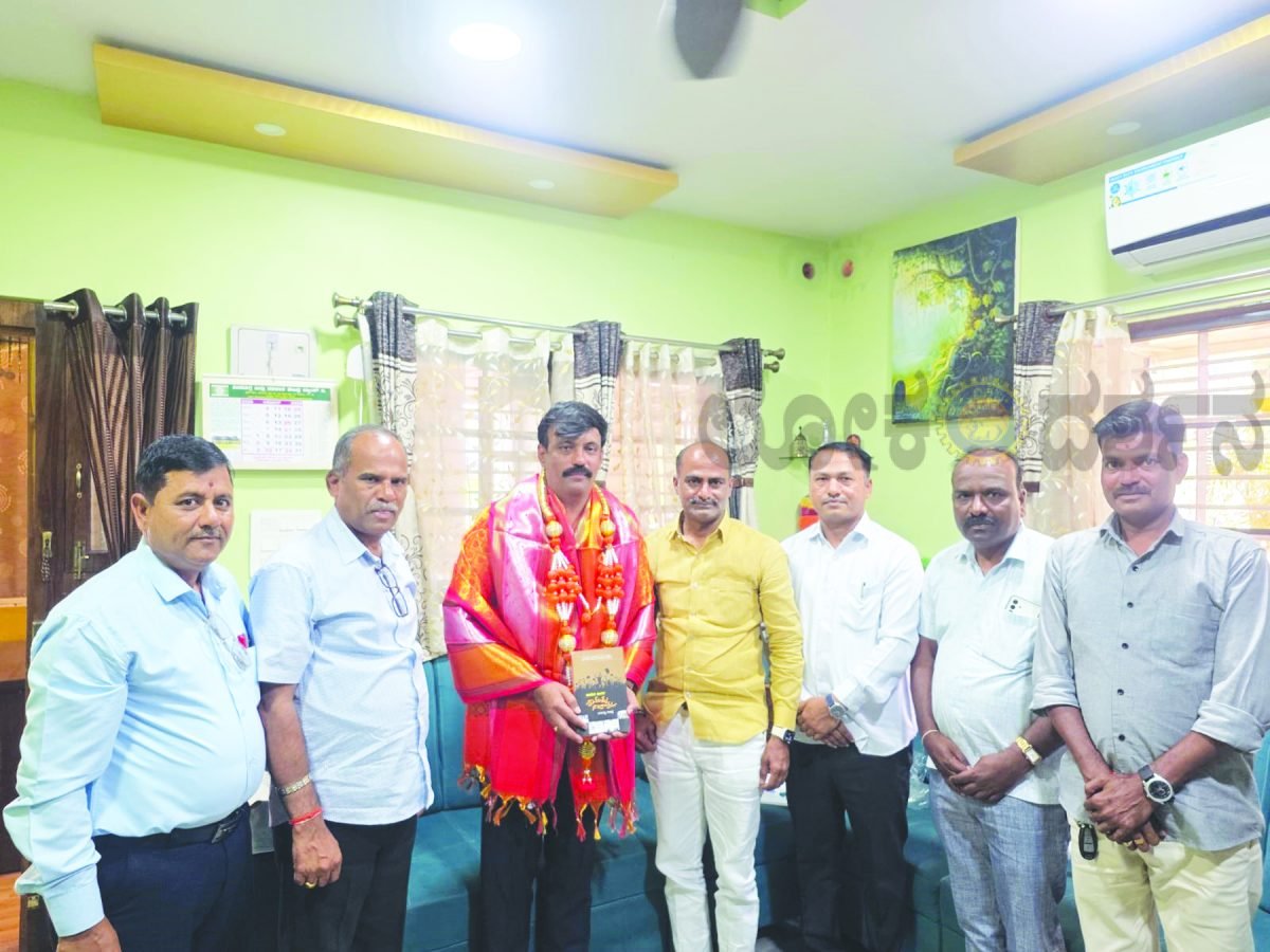 ಮಲ್ಲಿಕಾರ್ಜುನ ಮಠದರಿಗೆ ಗೌರವ ಸನ್ಮಾನ