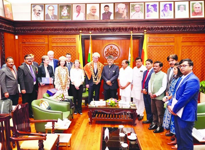 ಬೆಂಗಳೂರಿನಾಚೆಗೂ ಹೂಡಿಕೆ ಮಾಡಲು ಜೆಕ್ ಕಂಪನಿಗಳಿಗೆ ಕರ್ನಾಟಕದ ಆಹ್ವಾನ; ಇಂಧನ, ಏರೋಸ್ಪೇಸ್ ಕ್ಷೇತ್ರಗಳಿಗೆ ಆದ್ಯತೆ