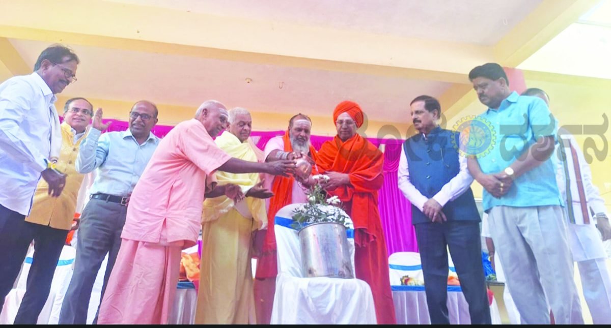 ಧಾರ್ಮಿಕ ಕಾರ್ಯಗಳಿಂದ ಮನಸ್ಸಿಗೆ ನೆಮ್ಮದಿ ಮುಕ್ತಿಮಂದಿರ ಶ್ರೀಗಳು