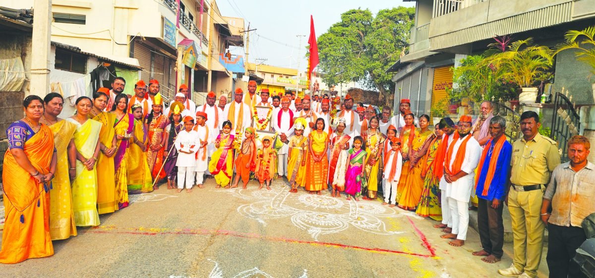 ಉಗರಗೋಳ  ಗ್ರಾಮದಲ್ಲಿ ದುರ್ಗಾಮಾತಾ ನಿತ್ಯ ಗ್ರಾಮ ಸಂಚಾರ