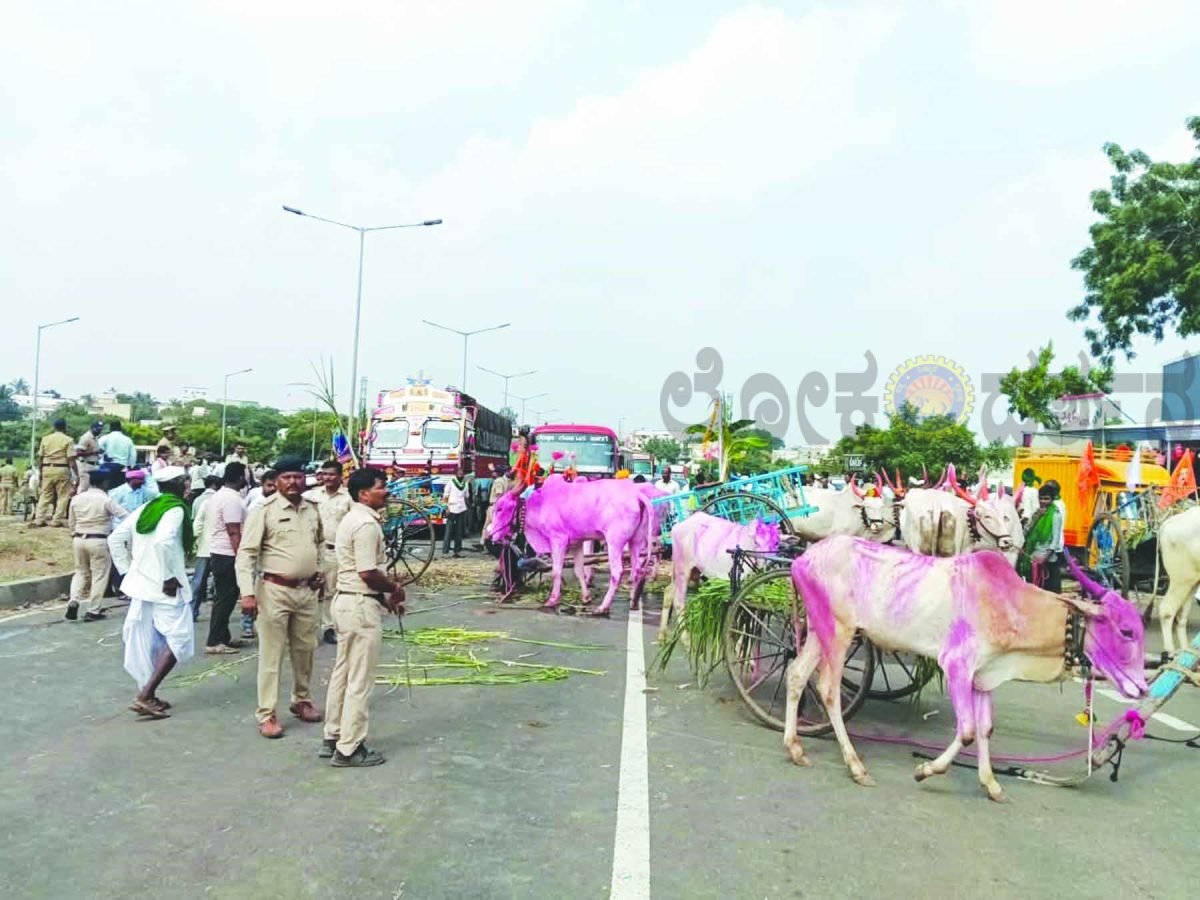 ಹೋರ್ತಿ ಮತ್ತು ಅಥರ್ಗಾ ಬಳಿ ರಾಷ್ಟ್ರೀಯ ಹೆದ್ದಾರಿ ತಡೆದು ರೈತರಿಂದ ಪ್ರತಿಭಟನೆ
