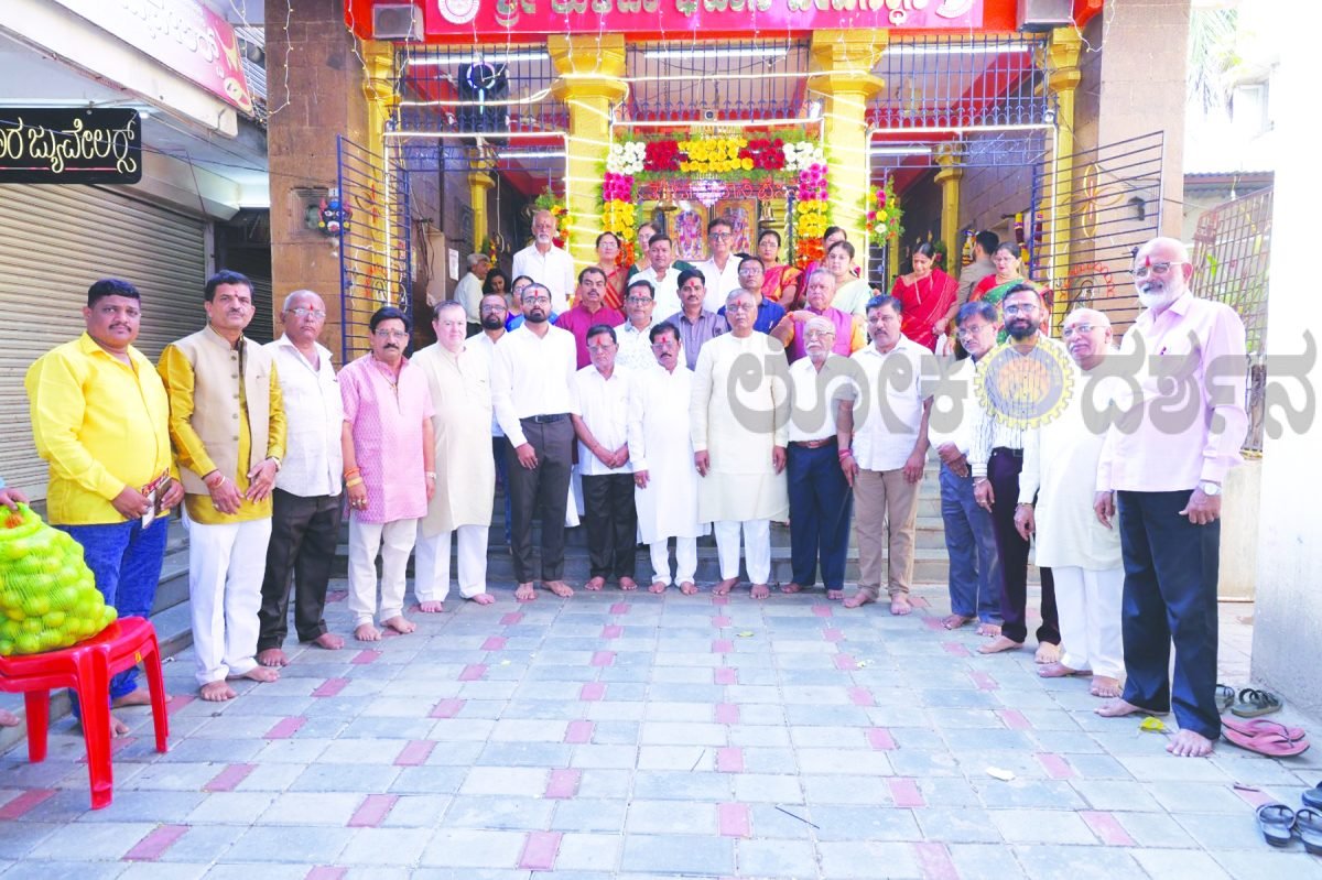 ದಸರಾ ಹಬ್ಬ ನಮ್ಮೆಲ್ಲರ ಹೆಮ್ಮೆಯ ಹಬ್ಬವಾಗಿದೆ : ವಾಸಣ್ಣ ಕುರಡಗಿ