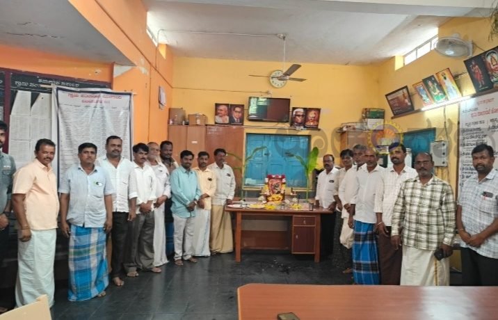 ಹೊಳಗುಂದಿ : ಕಿತ್ತೂರು ರಾಣಿ ಜಯಂತಿ ಆಚರಣೆ