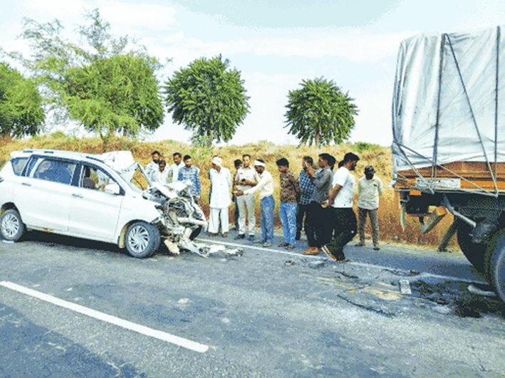 ರಾಜಸ್ಥಾನದ ಚುರು ಜಿಲ್ಲೆಯಲ್ಲಿ ಕಾರು-ಟ್ರಕ್ ಡಿಕ್ಕಿ: ಆರು ಮಂದಿ ಸಾವು, ಬಾಲಕಿಗೆ ಗಾಯ