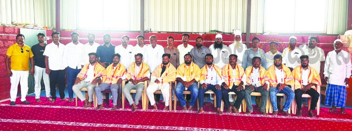 ಕಲಕೇರಿ: ನೂತನ ಈದ್ಗಾ ಸಮಿತಿ ಸದಸ್ಯರಿಗೆ ಹಿರಿಯರಿಂದ ಸನ್ಮಾನ
