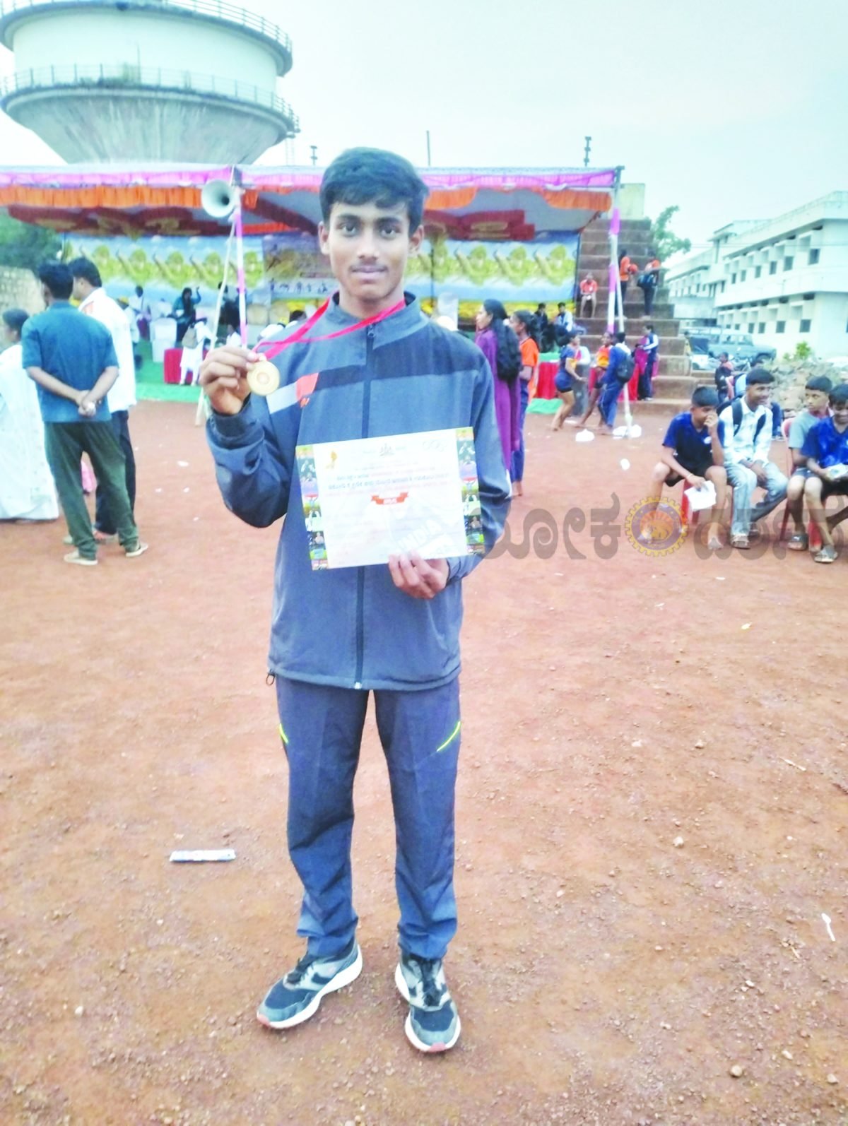 110 ಮೀ. ಮತ್ತು 400 ಮೀ. ಹರ್ಡಲ್ಸ್ನಲ್ಲಿ ಪೃಥ್ವಿಕ್ ಪ್ರಥಮ