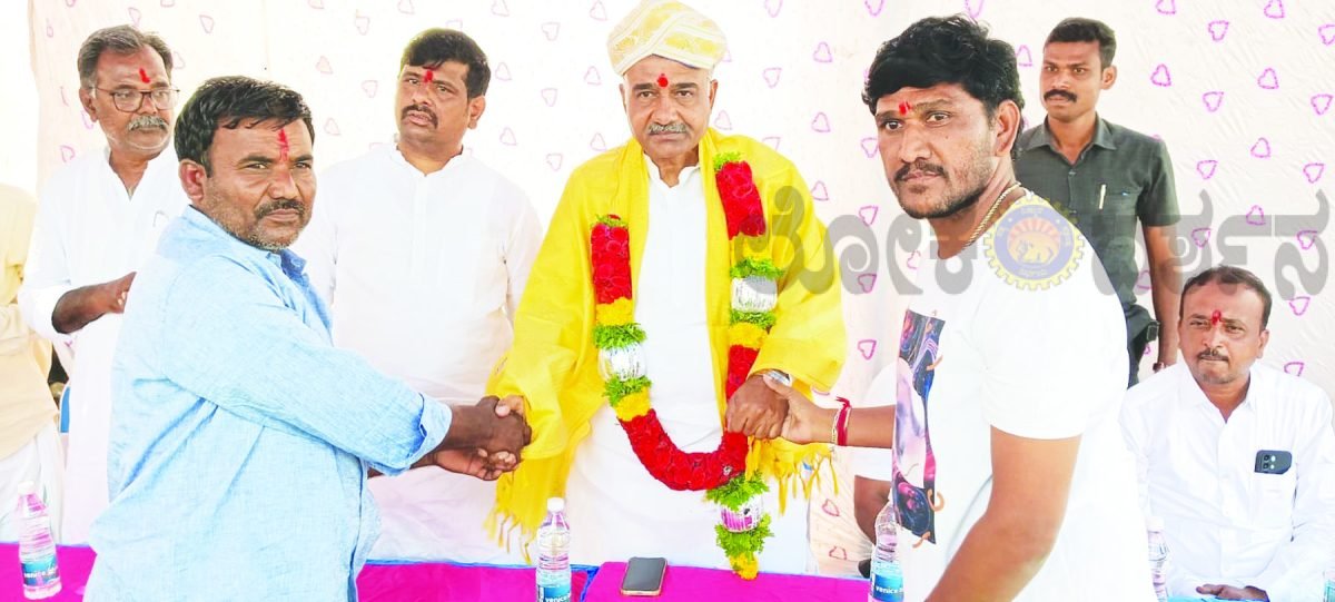 ಶ್ರೀ ಸಂತ ಸೇವಾಲಾಲ್ ಸಮಾಜದಿಂದ ಶಾಸಕರಿಗೆ ಸನ್ಮಾನ