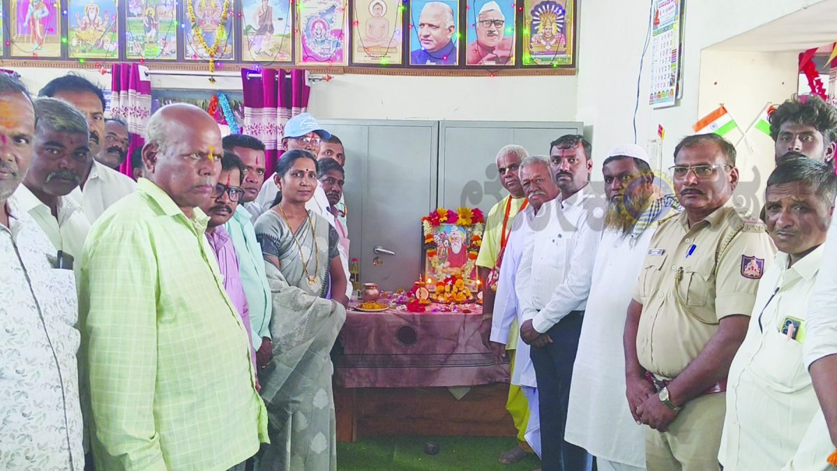 ಮಹರ್ಷಿ ವಾಲ್ಮೀಕಿ ಅವರ ಆದರ್ಶಗಳನ್ನು ಪ್ರತಿಯೊಬ್ಬರೂ ಜೀವನದಲ್ಲಿ ಅಳವಡಿಸಿಕೊಳ್ಳಬೇಕು : ಮಹೇಶ ಭಜಂತ್ರಿ
