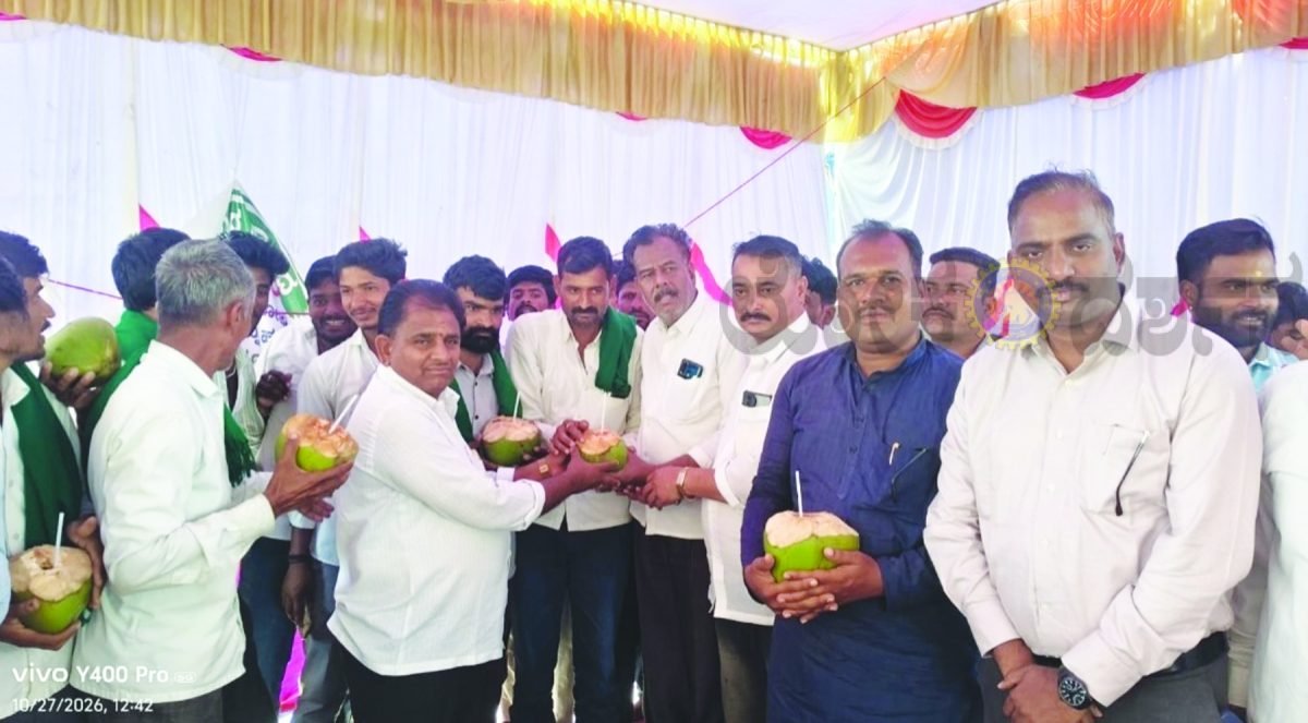 ತಹಶೀಲ್ದಾರ್ ಭರವಸೆ: ಅನಂತಪುರದಲ್ಲಿ ರೈತರ ಉಪವಾಸ ಸತ್ಯಾಗ್ರಹ ತಾತ್ಕಾಲಿಕ ವಾಪಸ್