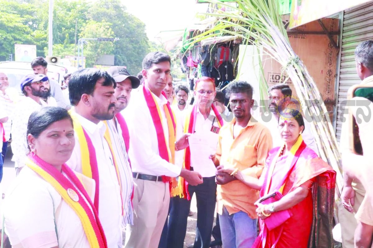 ಜಿಲ್ಲಾಧಿಕಾರಿ ಡಾ. ಆನಂದ ಕೆ. ಅವರಿಂದ ಜಾಗೃತಿ ಅಭಿಯಾನಕ್ಕೆ ಚಾಲನೆ ವ್ಯಾಪಾರಸ್ಥರಿಂದ ಸಕಾರಾತ್ಮಕ ಸ್ಪಂದನೆ