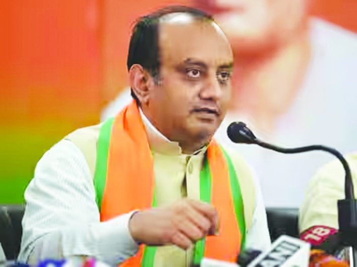 ಕರ್ನಾಟಕದ ನಾಲ್ಕೂ ಎಂಎಲ್‌ಸಿ ಸ್ಥಾನಗಳನ್ನು ಎನ್‌ಡಿಎ ಗೆದ್ದ ಬೆನ್ನಲ್ಲೇ ರಾಹುಲ್ ಗಾಂಧಿ ವಿರುದ್ಧ ಬಿಜೆಪಿ ವಾಗ್ದಾಳಿ