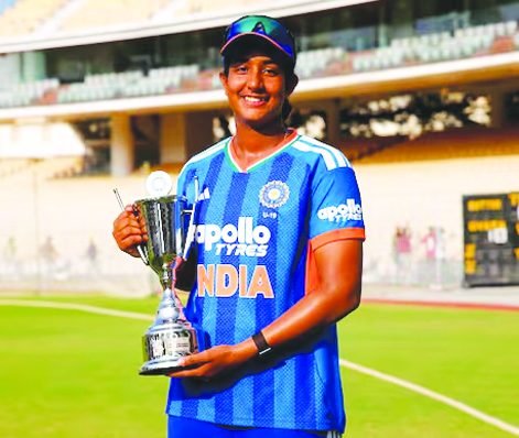 15 ವರ್ಷದ ಕರ್ನಾಟಕದ ಕ್ರಿಕೆಟ್ ಪ್ರತಿಭೆ ಉಮಾ ಕಶ್ವಿ WPL ಇತಿಹಾಸದಲ್ಲಿ ದಾಖಲೆ