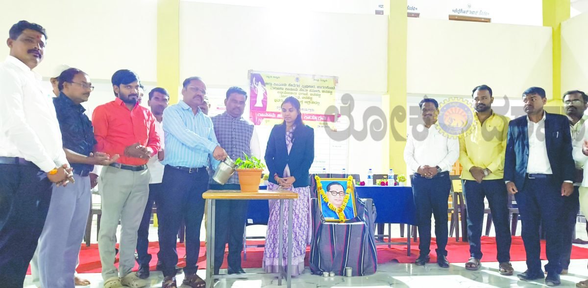 ರಸ್ತೆ ಸುರಕ್ಷತೆಗೆ ಸಂಚಾರ ನಿಯಮಗಳ ಪಾಲನೆ ಕಡ್ಡಾಯ: ನ್ಯಾಯಾಧೀಶ ಆಶಪ್ಪ ಸಣಮನಿ