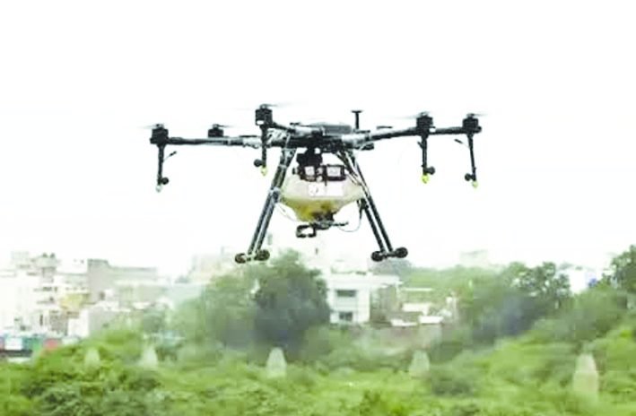 ವಾಂಖೆಡೆ ಕ್ರೀಡಾಂಗಣದ ಡ್ರೋನ್ ಪ್ರದರ್ಶನದ ವೇಳೆ ಚರ್ಚ್‌ಗೇಟ್ ರೈಲು ನಿಲ್ದಾಣದಲ್ಲಿ ಎರಡು ಡ್ರೋನ್‌ಗಳ ಪತನ; ಪ್ರಯಾಣಿಕನಿಗೆ ಗಾಯ