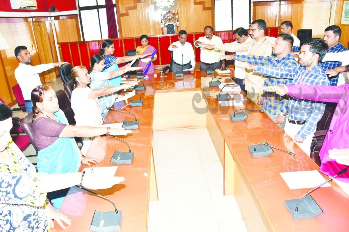 ರಾಷ್ರೀಯ ಏಕತಾ ದಿವಸ : ಪ್ರತಿಜ್ಞಾ ವಿಧಿ ಸ್ವೀಕಾರ