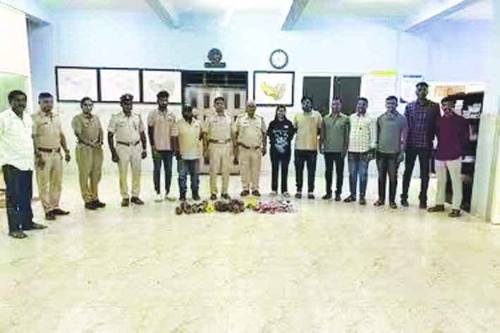 ರಾಜ್ಯೋತ್ಸವದಂದು ಬೆಳಗಾವಿ ಪ್ರವೇಶಿಸದಂತೆ ಶಿವಸೇನೆ (ಯುಬಿಟಿ), ಎಂಇಎಸ್ ನಾಯಕರಿಗೆ ನಿರ್ಬಂಧ