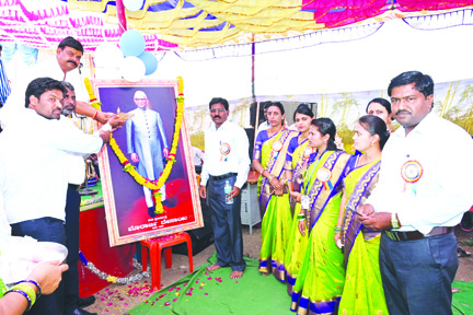 ಅನರ್ಹ ಶಾಸಕರನ್ನು ಉಪಚುನಾವಣೆಯಲ್ಲಿ ಸೋಲಿಸಿ: ಆರ್.ಬಿ.ತಿಮ್ಮಾಪುರ