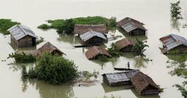 ಅಸ್ಸಾಂ ನಲ್ಲಿ ಭಾರಿ ಮಳೆ, ಪ್ರವಾಹ ಪರಿಸ್ಥಿತಿ