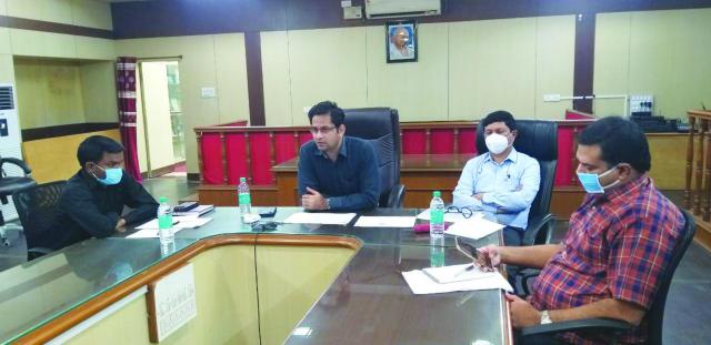 ಚೆಕ್ ಪೋಸ್ಟ್ ಗಳಲ್ಲಿ ಎಚ್ಚರದ ಕಾರ್ಯನಿರ್ವಹಣೆಗೆ ಡಿಸಿ ಸೂಚನೆ