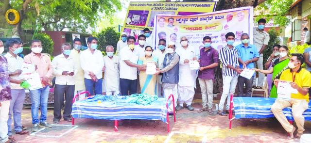 ಸ್ಕೂಲ್ ಚಂದನ ಶಾಲೆಯಲ್ಲಿ ಯಶಸ್ವಿ ರಕ್ತದಾನ ಶಿಬಿರ 