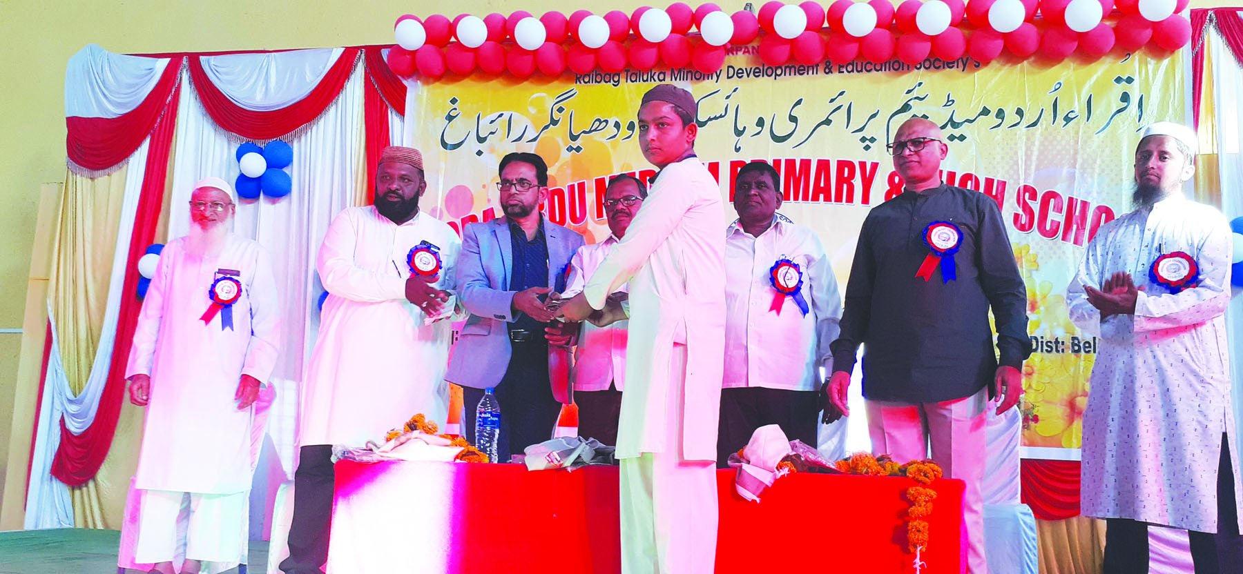 ಮಾಂಜರಿ: ಮಕ್ಕಳಿಗೆ ಸ್ಕೂಲ್ ಬ್ಯಾಗ ಹೊರೆ ತಪ್ಪಿಲ್ಲ