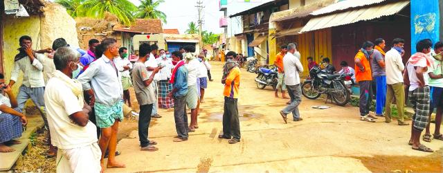 ದೊಡವಾಡ ಗ್ರಾಮಸ್ಥರಲ್ಲಿ ಕೊರೊನಾ ಆತಂಕ  